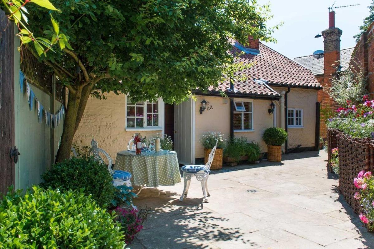 Wren Cottage, A Very Cosy Historic Coastal Cottage In A Pretty Little Village Wickham Market Εξωτερικό φωτογραφία