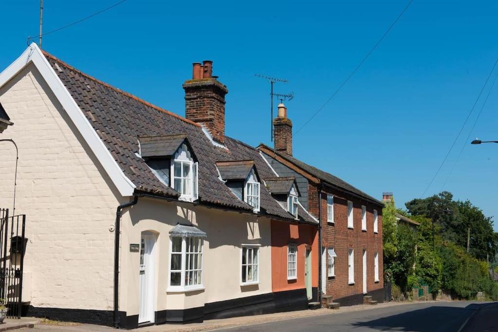 Wren Cottage, A Very Cosy Historic Coastal Cottage In A Pretty Little Village Wickham Market Εξωτερικό φωτογραφία